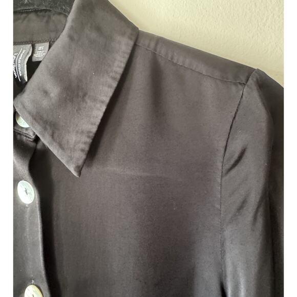& Other Stories Black Satin Blouse Women’s Size 2 Button Front Long Sleeve Work - Picture 8 of 9